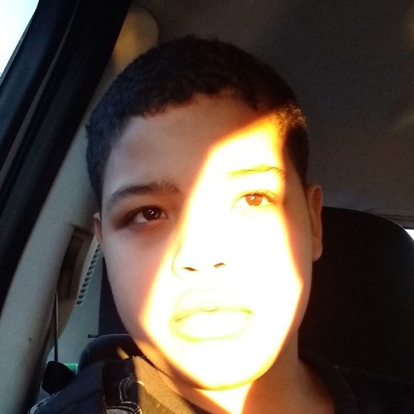 Meet your Posher, Perriyon - Picture 1 of 1